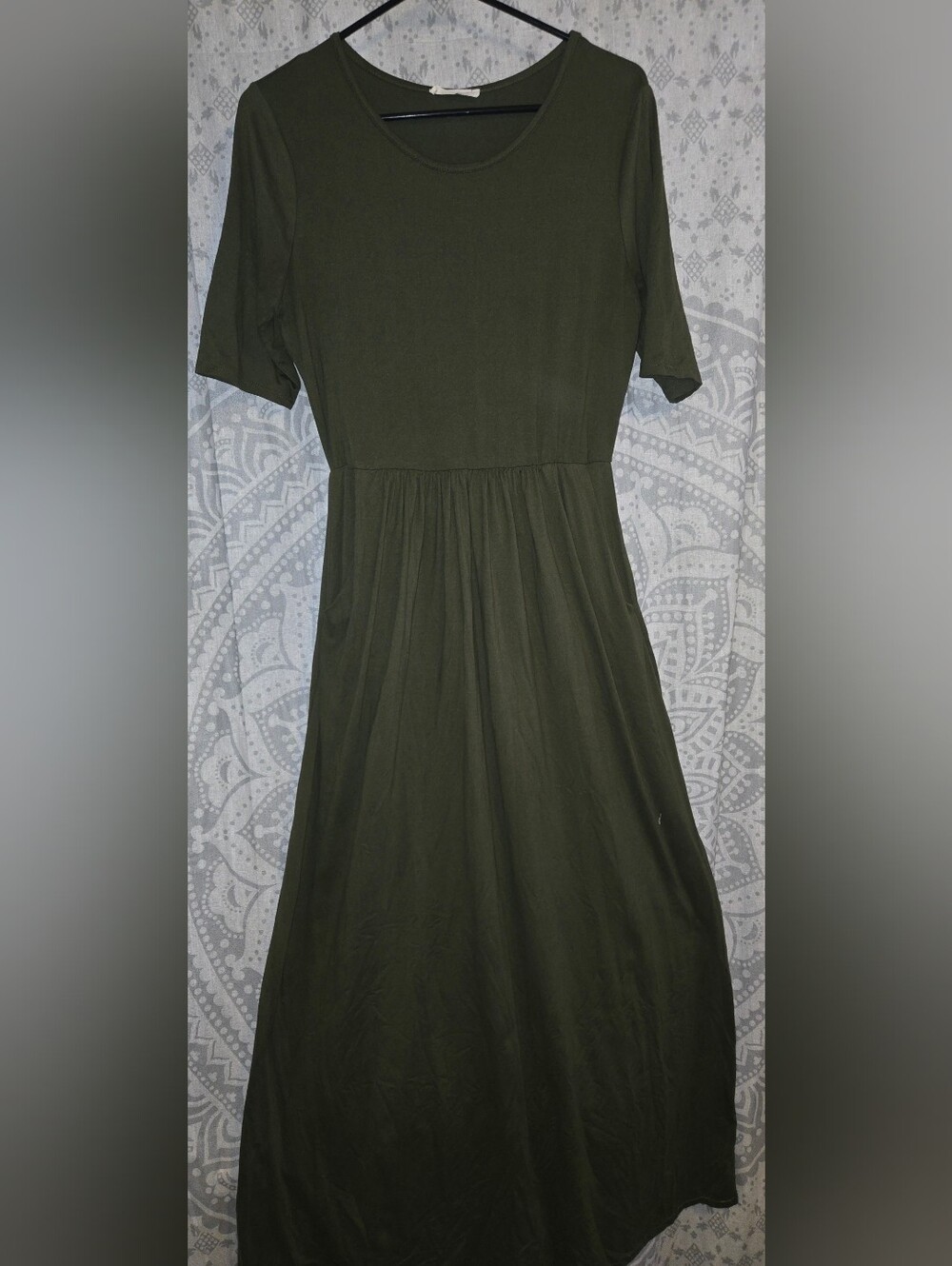 Junior's Reborn J Soft Olive Green Maxi Dress with Short Sleeves